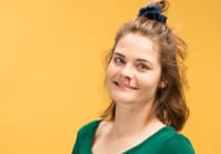 Hazel Brugger – «Tropical»
